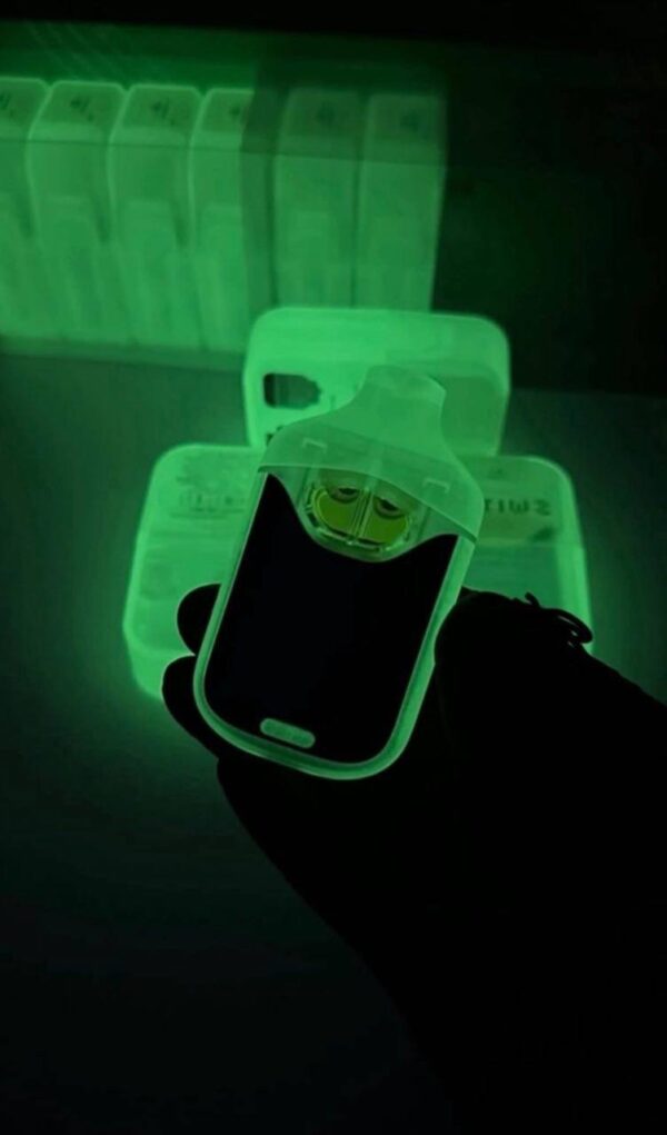 Boutiq Switch V4 Glow Edition – 2G Disposable Vape - Image 5